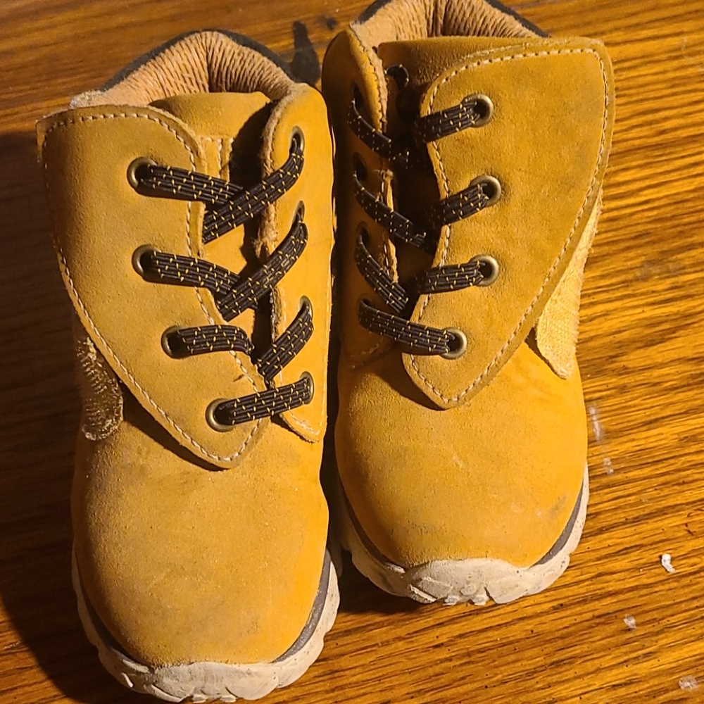 Toddler boots